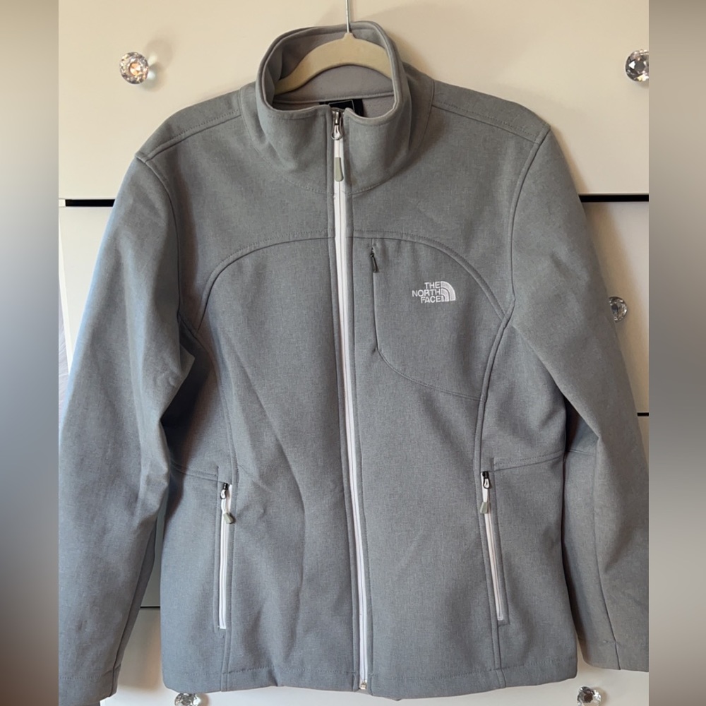 NWOT womens grey north face jacket